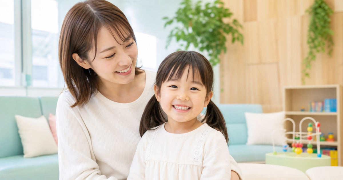 子供の乳歯の歯並び｜すきっ歯は正常？矯正を検討すべき3つのサイン